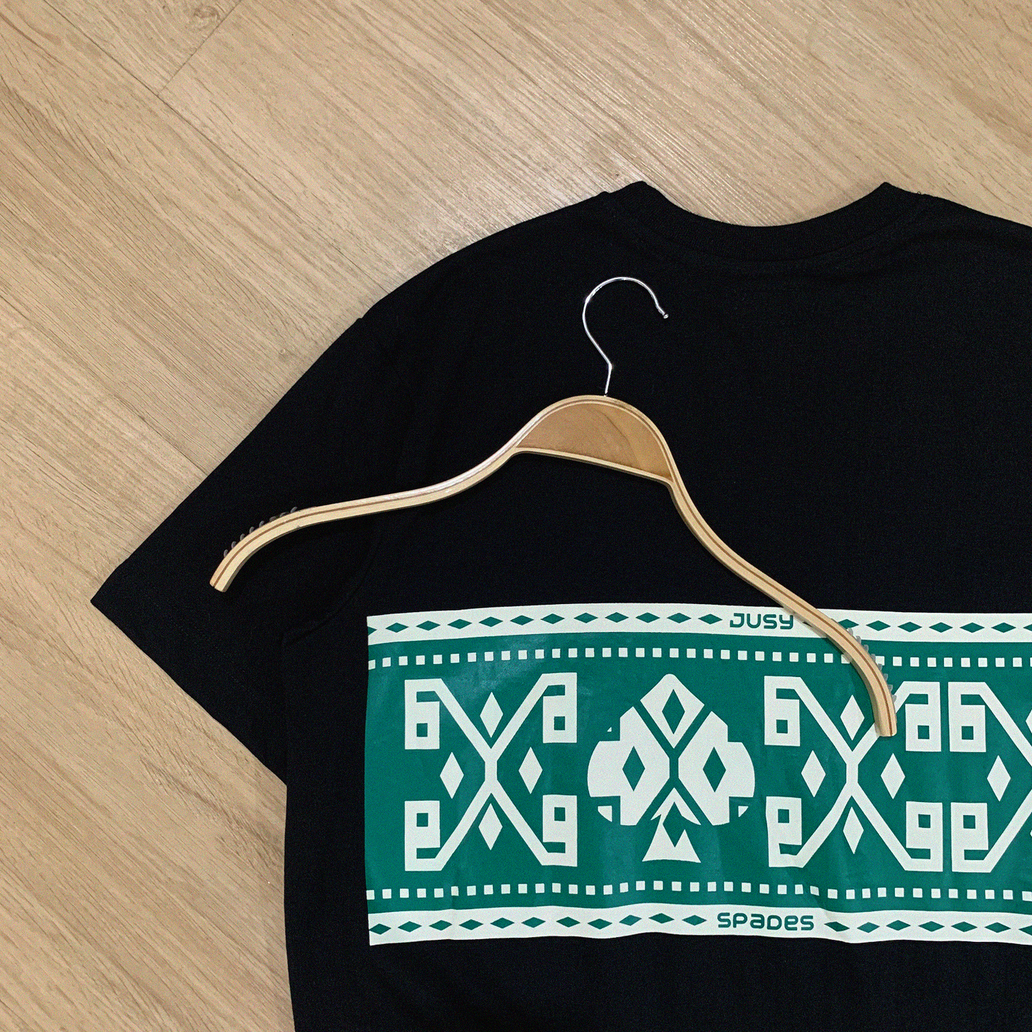 Spades Jusy Black in Box Tee