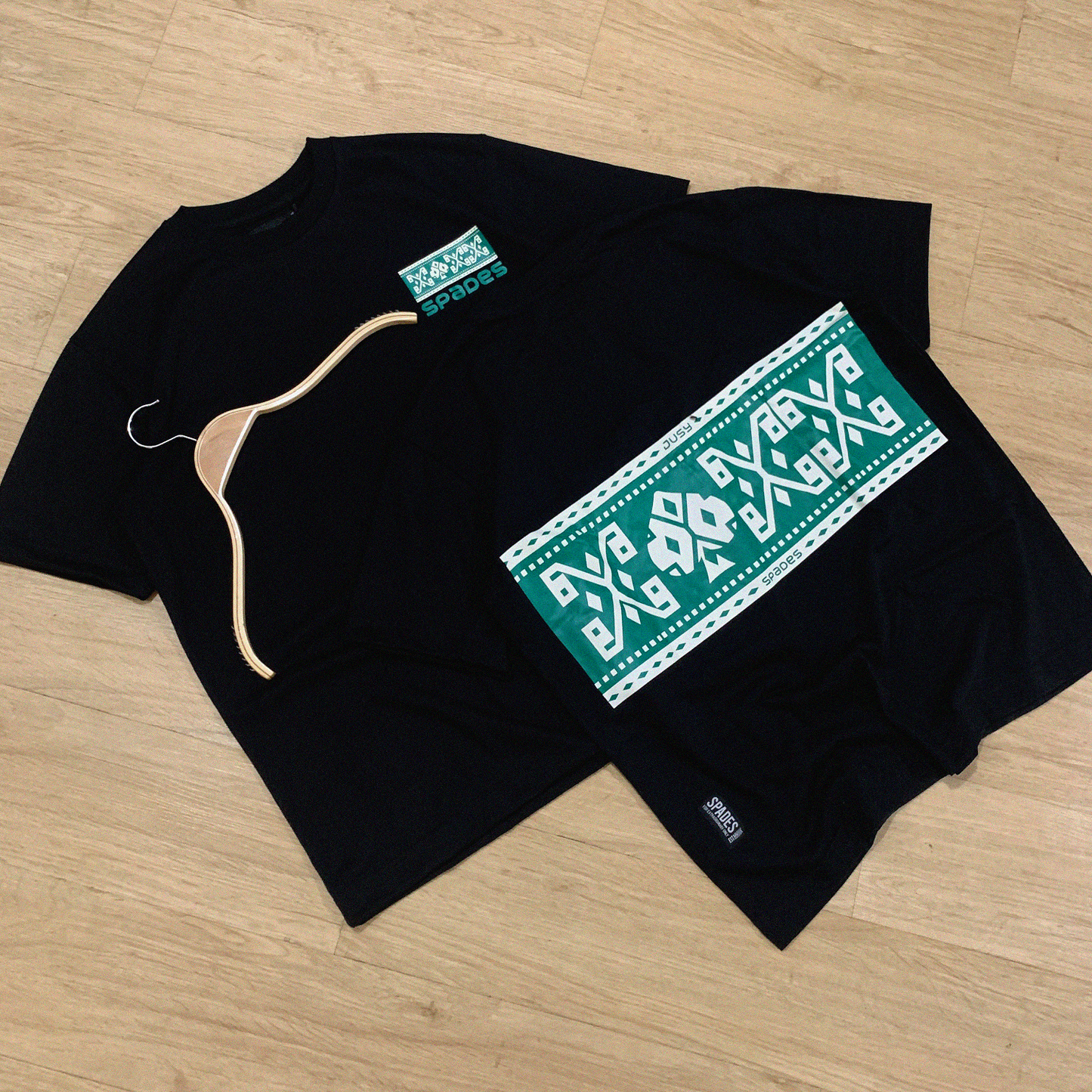 Spades Jusy Black in Box Tee