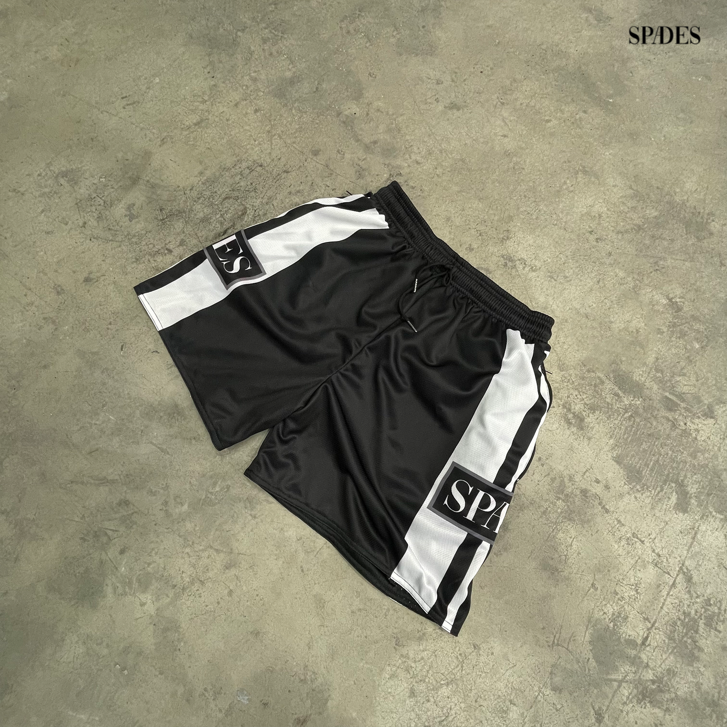 Off The Grid Black Mesh Shorts