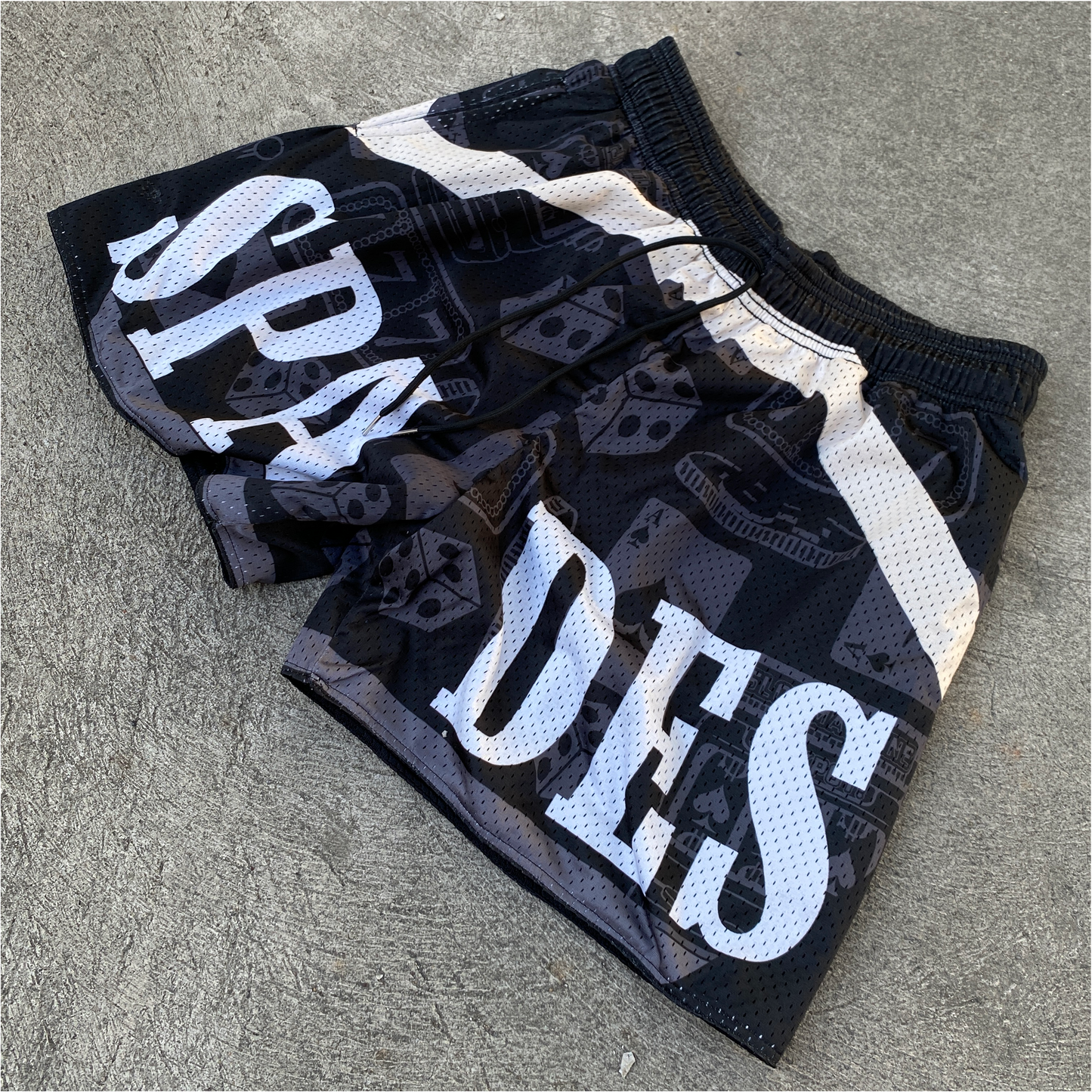 Spades Cash In Semi Step Mesh Shorts