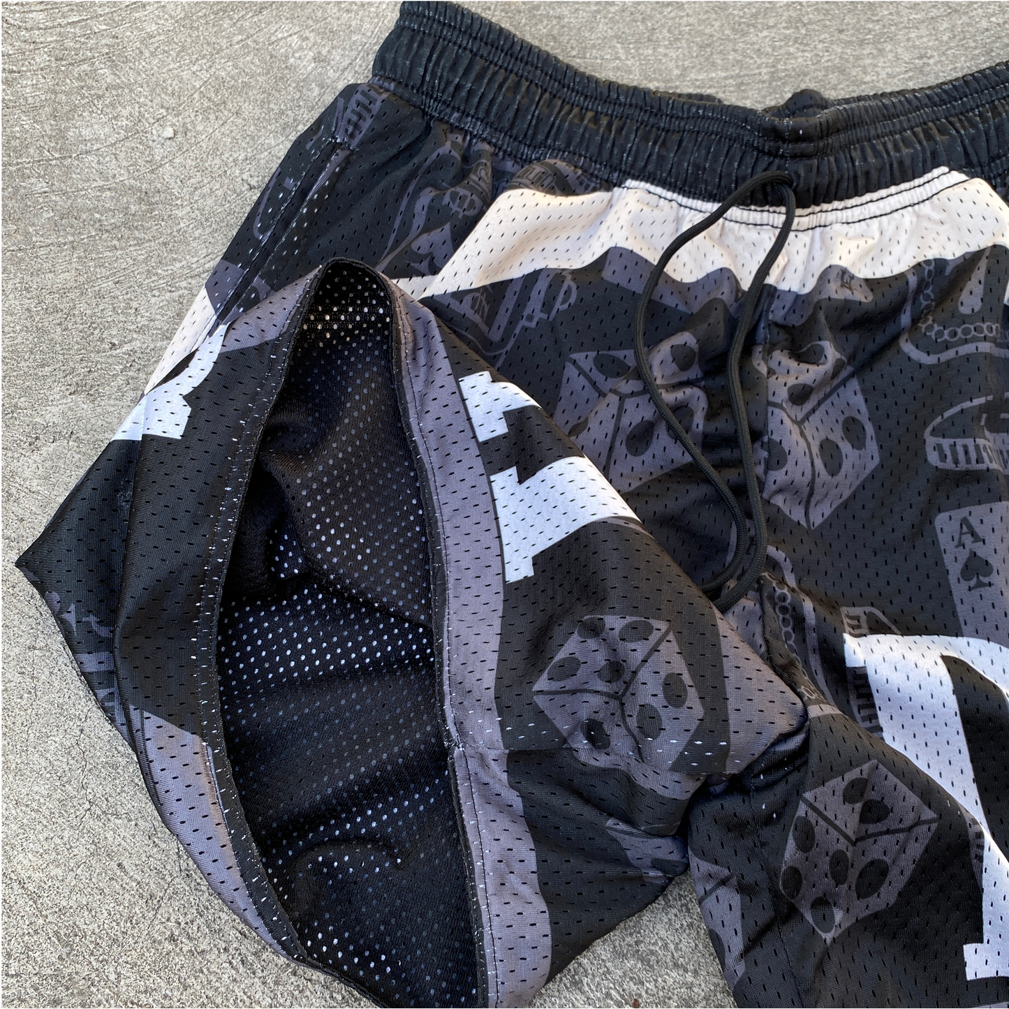 Spades Cash In Semi Step Mesh Shorts