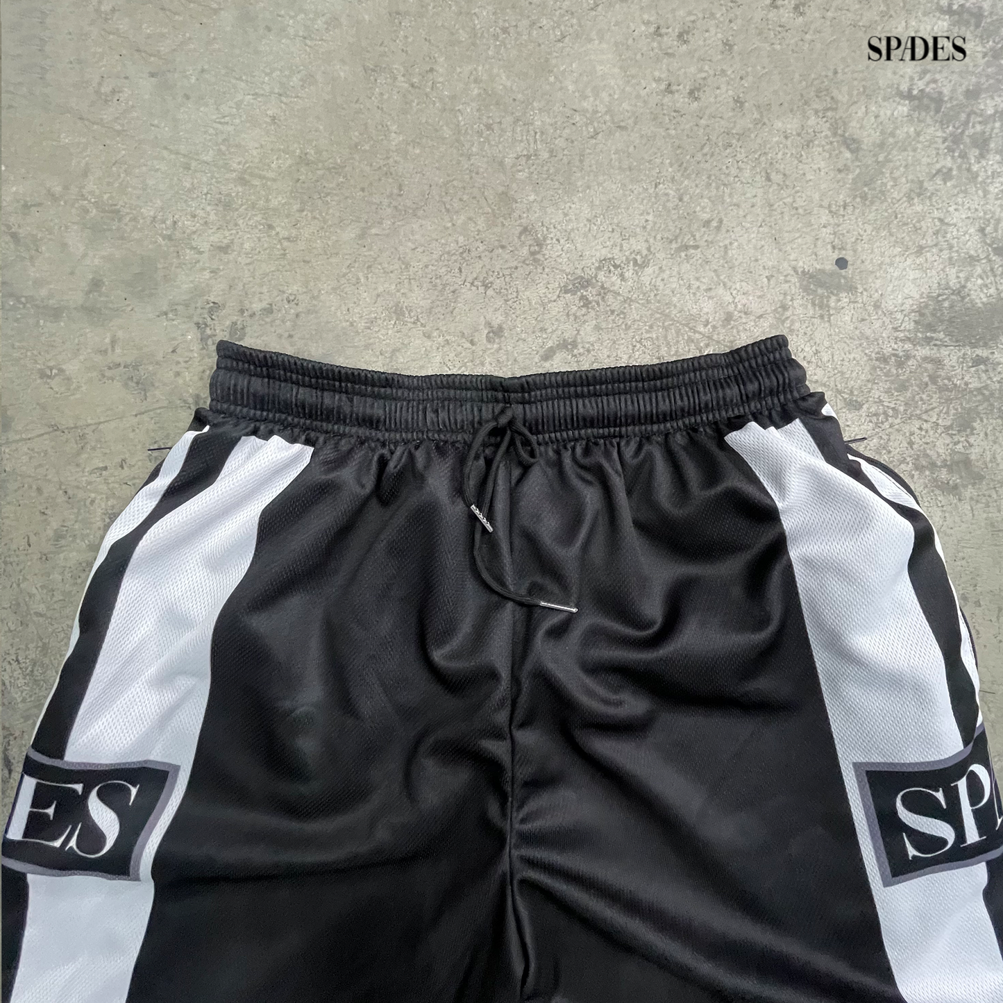 Off The Grid Black Mesh Shorts