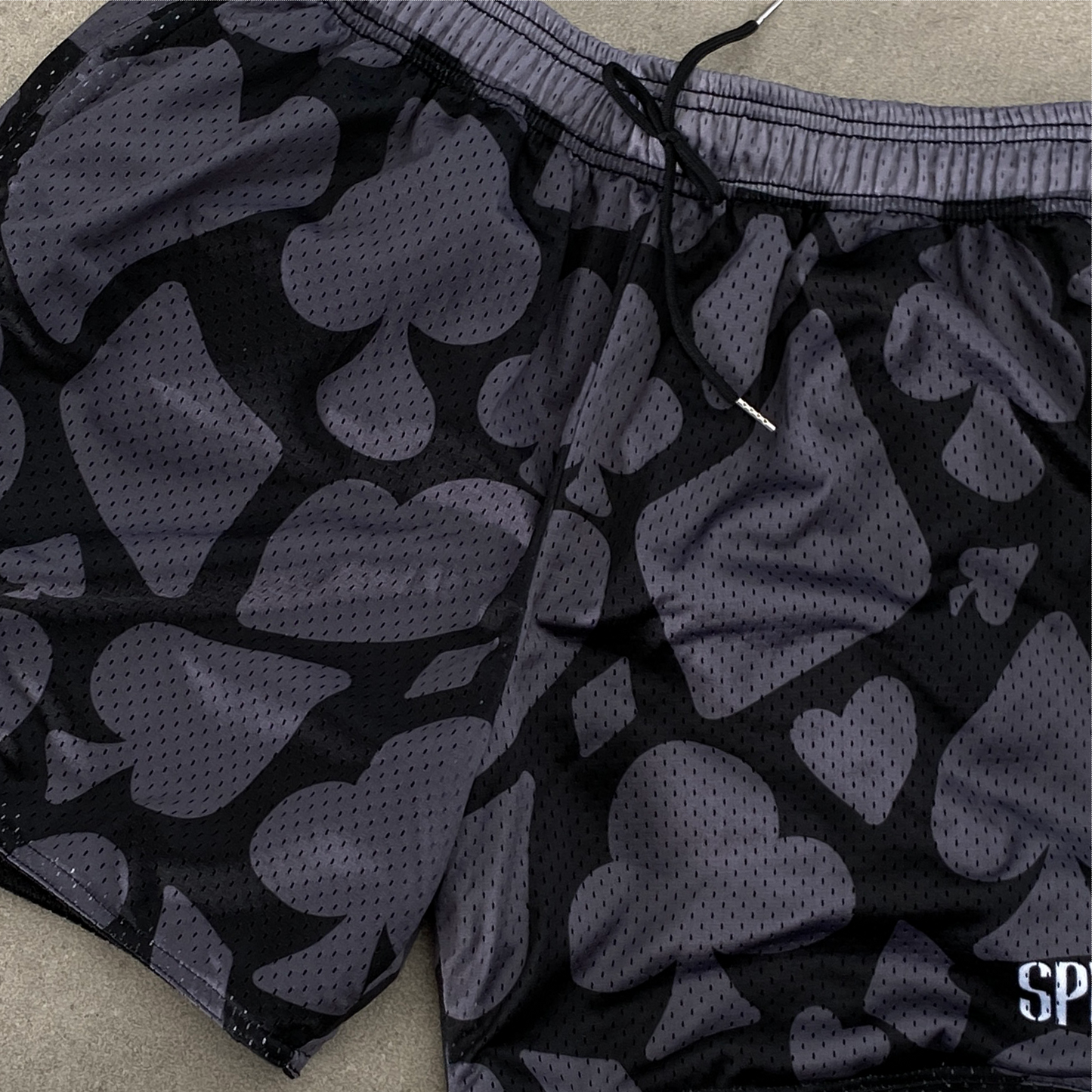 Spades Gamble All Deck Semi Step Mesh Shorts Dark